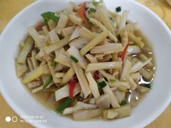 -天乐农家鱼头王(天目湖店)