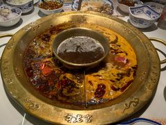 -哥老官重庆美蛙鱼头(日月光店)