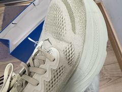 -爱革·洗衣改衣·洗鞋修鞋·洗包修包·奢侈品护理(宝地广场店)