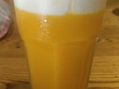 芒果芝士奶盖冰沙-MOKKA莫卡咖啡(大名路店)