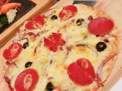 -悦享绿山墙西餐厅