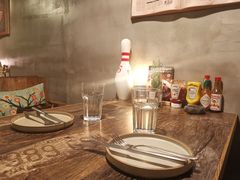 -HIGH FIVE哈福手工汉堡(桂林路店)