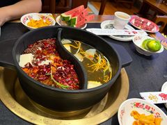 -沸炉重庆老火锅(军事博物馆店)