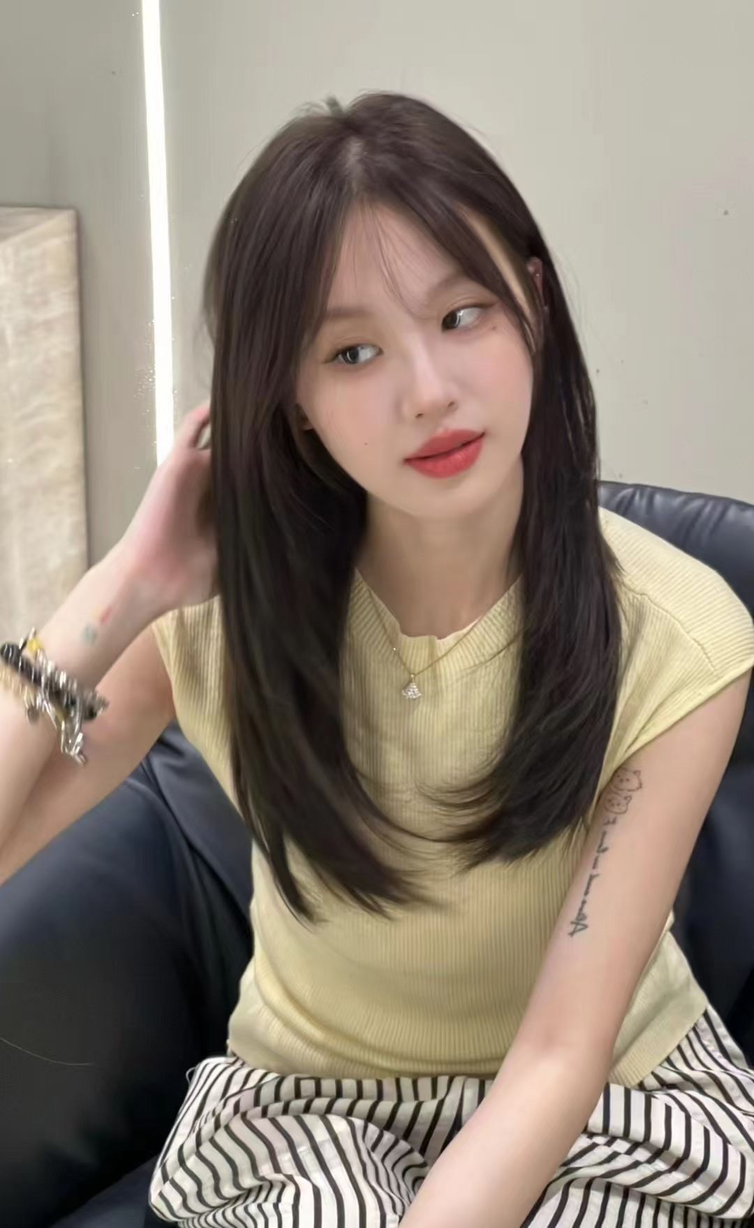 圆脸方脸都能轻松驾驭#女生中长发发型