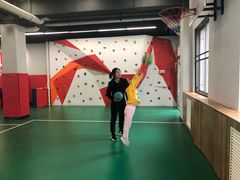 -悦动体能篮球羽毛球网球(三里河店)