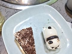 -金滏山·烤肉海鲜火锅自助(襄阳万达店)