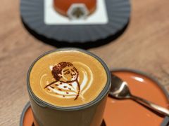 -潮一不贰·法式甜品·生日蛋糕·西式简餐(外滩店)