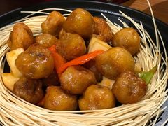 鬼马咕噜肉-凤阁楼果木烧鹅(鹤山陈山店)