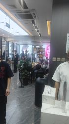 -藤野造型烫染·漂发