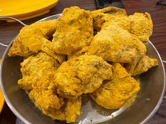 -BHC炸鸡(明洞总店)