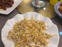 -金牌餐厅·天津菜·八珍豆腐·老爆三(瓷房子店)