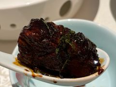 招牌焦糖黑叉烧-维园悦谱·海派家常菜(乌鲁木齐南路店)