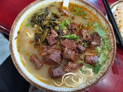 红烧牛三宝面-金杨拉面王小吃面馆·牛三宝面·红烧牛肉粉