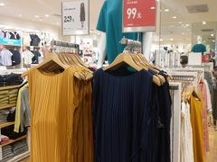 -优衣库(太原龙湖万达广场店)