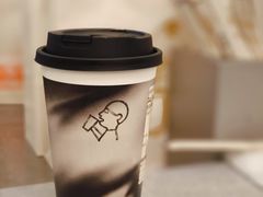 -喜茶(迪士尼小镇·平行宇宙店)