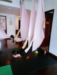 -Yvon yoga 瑜伽·精准体态管理中心