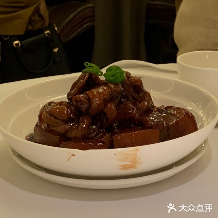 苏浙汇(大连路店)本帮特色红烧肉图片