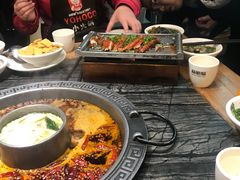 -杨肥肠火锅大排档(火车站花园店)