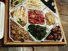 九珍盒-五观堂素食(新华路店)
