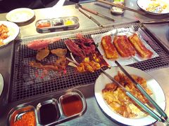 -马路牙子烧烤音乐酒馆(望京店)