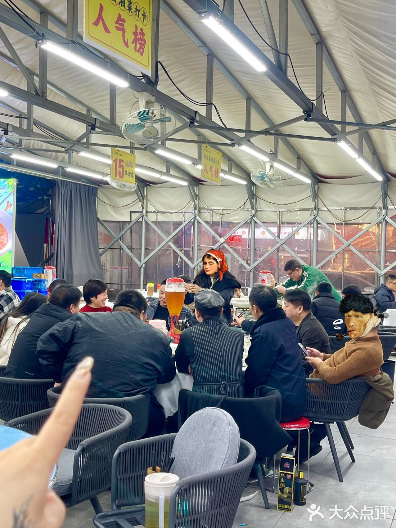 红记虾蟹城｜这大概是长沙最适合请客聚餐的饭店了！ 
