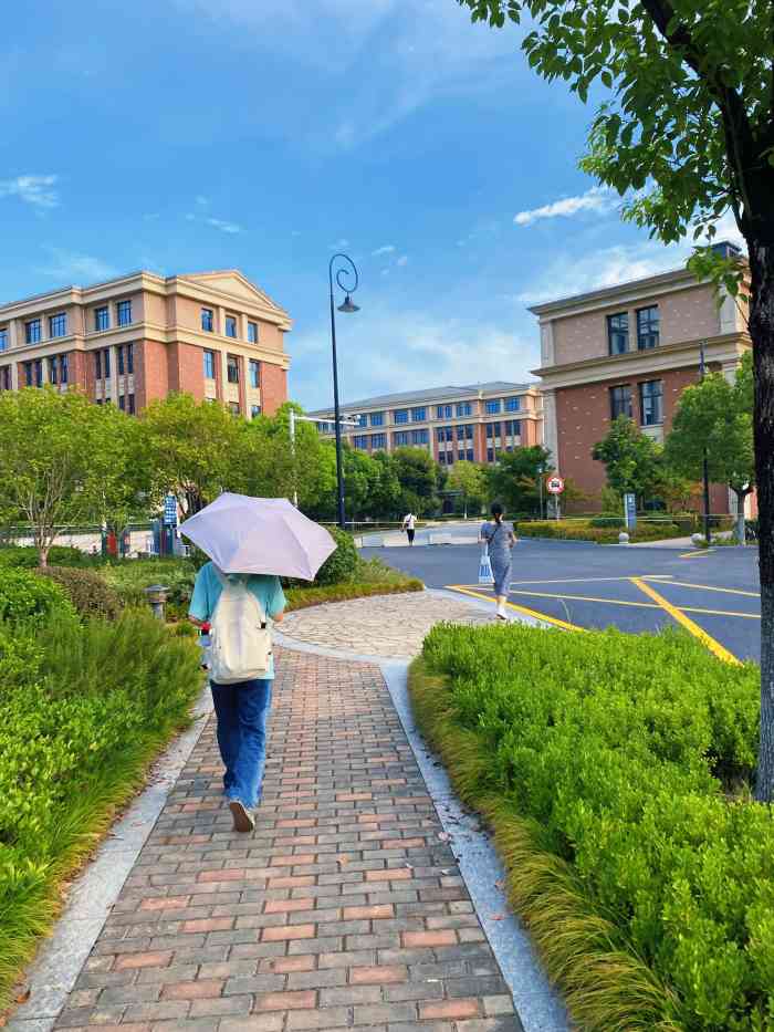 浙江工业大学(屏峰校区)-"96『大学』74工大景美人更美 78浙江