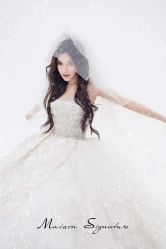 -Renee芮亦婚纱(原丽莎)