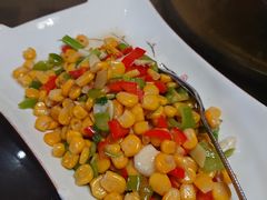 -石磨豆花家常菜·牦牛排土火锅