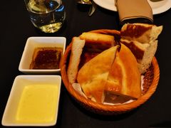 餐前面包-Efes Turkish & Mediterranean Cuisine 艾菲斯餐厅(陆家嘴店)