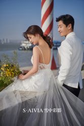 -雪中彩影婚纱摄影·微光艺术中心