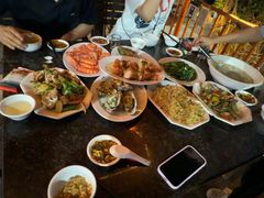 -岛中岛·海鲜大排档·万宁老字号(东澳店)