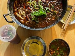 -鸿顺老铁锅美蛙鱼府(解放碑店)