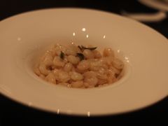 -天伦里餐厅(绿城桃花源店)