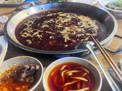 -毛毛老火锅(八年观音桥店)