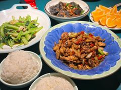 -呷湘厨·鱼汤捞饭·剁椒鱼头·辣椒炒肉(国家会展中心店)