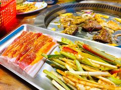 -三肥两瘦烤肉(鹿城店)