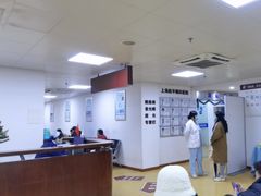 -上海大学附属上海和平眼科医院