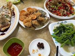 -小海豚•老字号海鲜餐厅(天涯店)