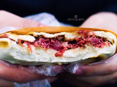 腊牛肉夹馍-杨天玉腊牛羊肉店