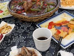 -八两八金·莱芜特色炒鸡(市南漳浦路店)