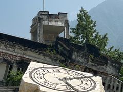 -四川汶川特大地震漩口中学遗址