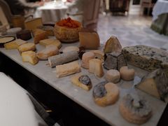 -Epicure