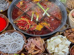 -正南齊北重庆老火锅(光华村直营店)