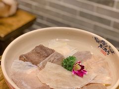 精品鲜毛肚-小龙坎火锅(全球总店)