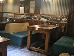 卡座-柿子树炭烤羊腿(金台路店)