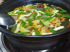 -陆记牛庄·碳锅龙虾烧烤(爱上花园店)