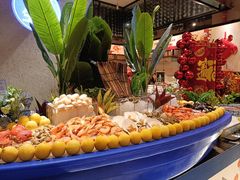 -广州万富希尔顿酒店·感趣自助餐厅·金秋蟹宴生蚝海鲜刺身