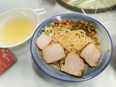 -刘姐啤酒鱼民族演艺餐厅(西街总店)