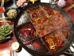 红汤锅底-安胖老火锅(两路口店)