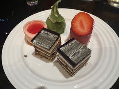 -万达瑞华酒店美食汇自助餐厅(楚河汉街店)